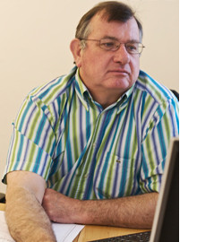 Peter Cole